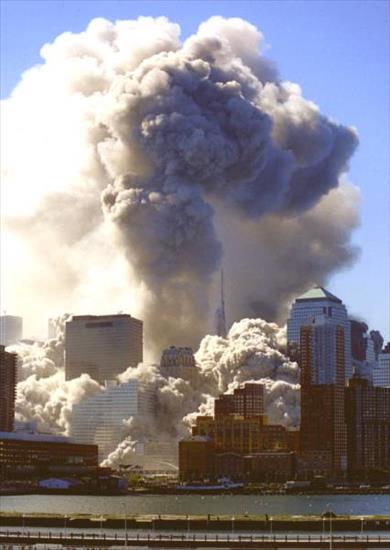 008 Fala uderzeniowa - World Trade Center fala uderzeniowa 0020.jpg