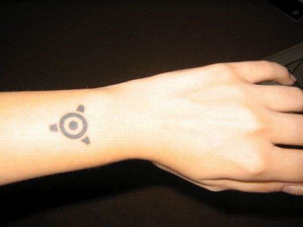 tatuaże- - Dziwaczne tatuaże 13.jpg