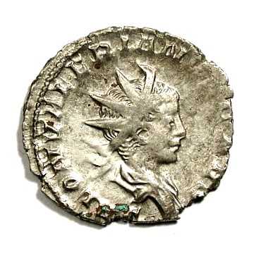 Rzym starożytny - cesarze rzymscy zaliczeni w poczet bogów - obrazy - 093_Saloninus.jpg 7-15. Cesarz Solonin.jpg