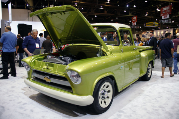 TAPETY - Chevrolet-E-Rod-Pickup.jpg