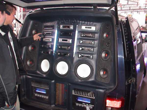 Car Audio - auto221.jpg
