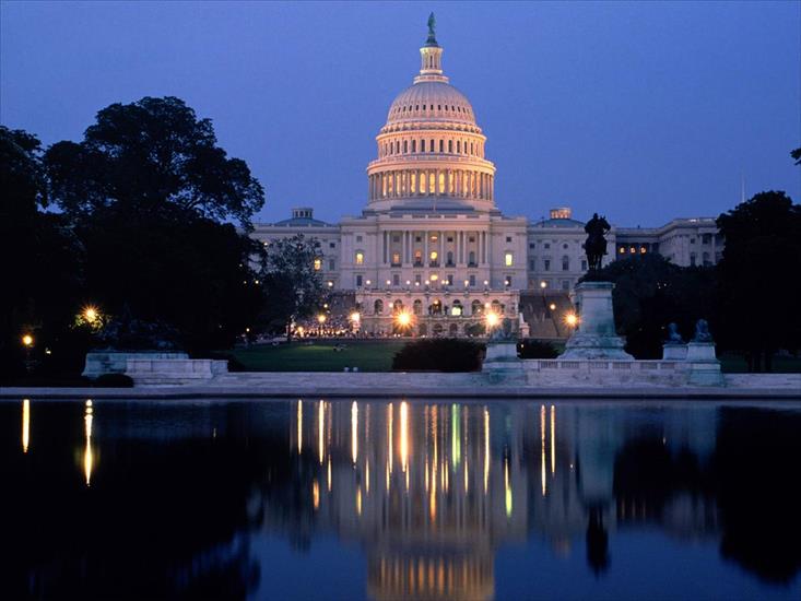 MIASTA W NOCY - National Capitol Building, Washington, DC.jpg