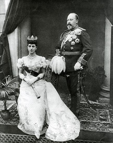 Edward VII i Aleksandra Duńska - Edward_VII_and_Alexandra_after_Gunn__Stuart.jpg