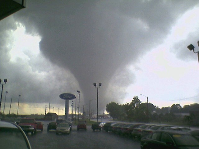 TORNADA - tornado.jpg