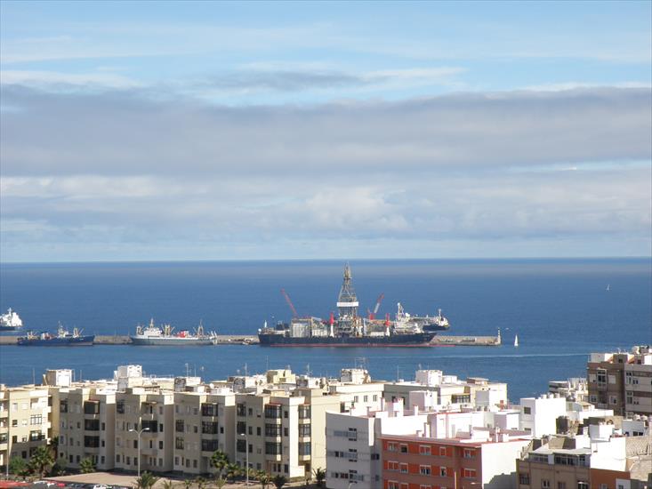 Wyspy Kanaryjskie - Las Palmas_Harbour.jpg