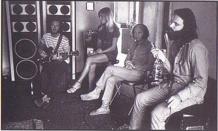 1970-12 Los Angeles, The Doors office - 08.jpg