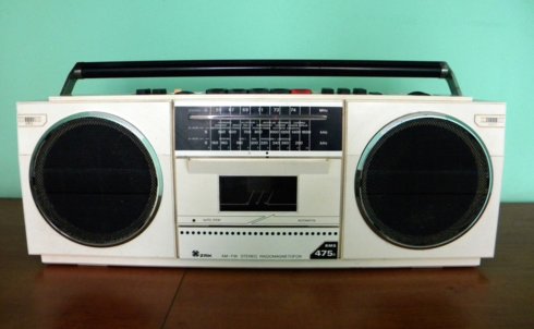 PRL-fotki-zakazane piosenki - Radiomagnetofon stereo Unitra ZRK RMS 475A.jpg