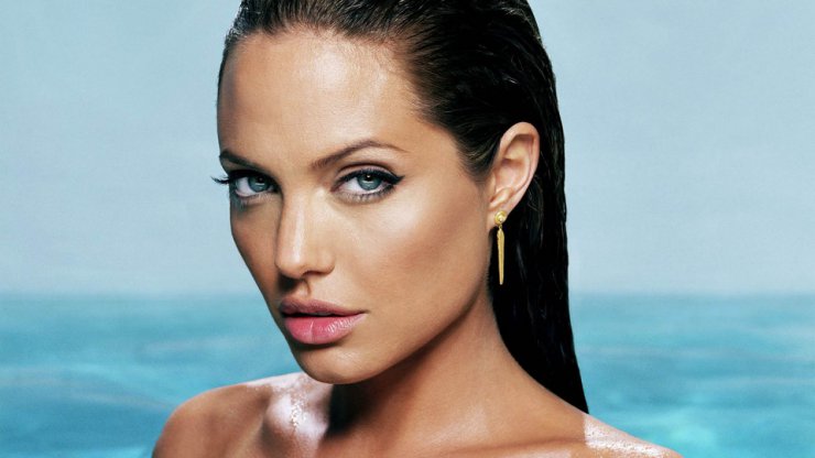 Angelina Jolie wallpapers - angelina-jolie-mint-173518.jpg